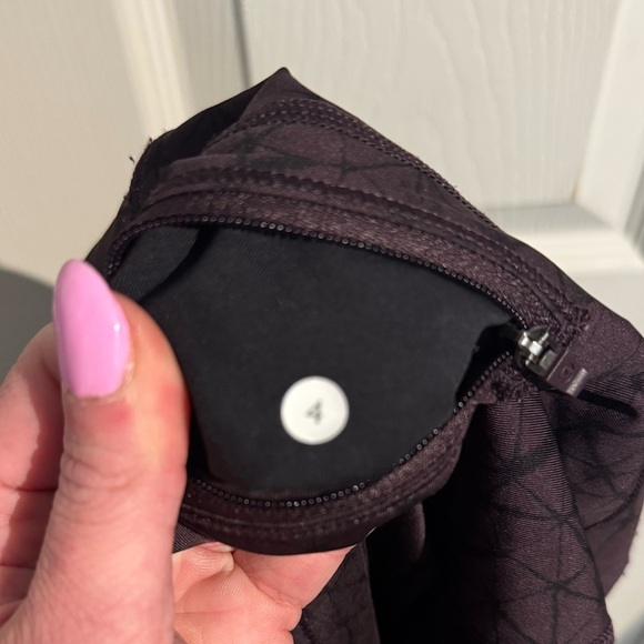 Lululemon Run: Top Speed Crop *Full-On Luxtreme Size 4 - Picture 6 of 10